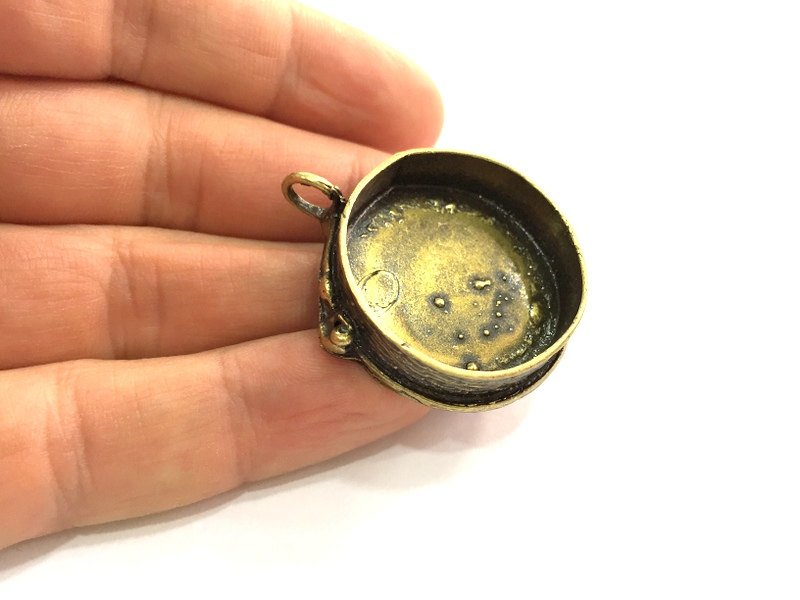 Antique Bronze Brass Blank (24mm blank) , Mountings  G12299