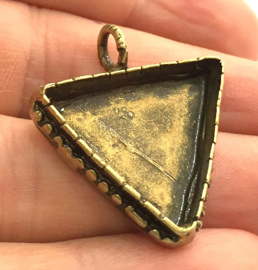 Antique Bronze Brass Blank (25x25x25mm triangle blank) , Mountings  G5494