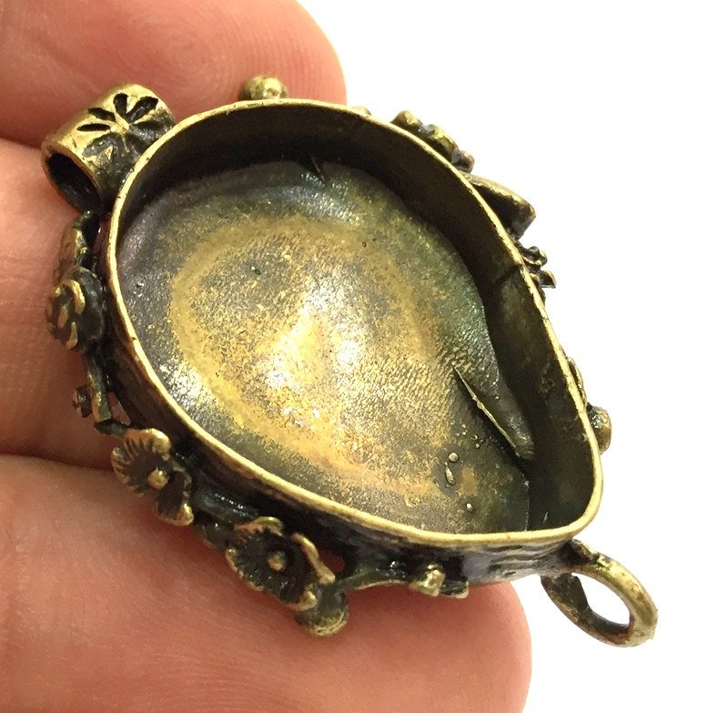 Antique Bronze Brass Blank (28x22mm blank) , Mountings  G5470