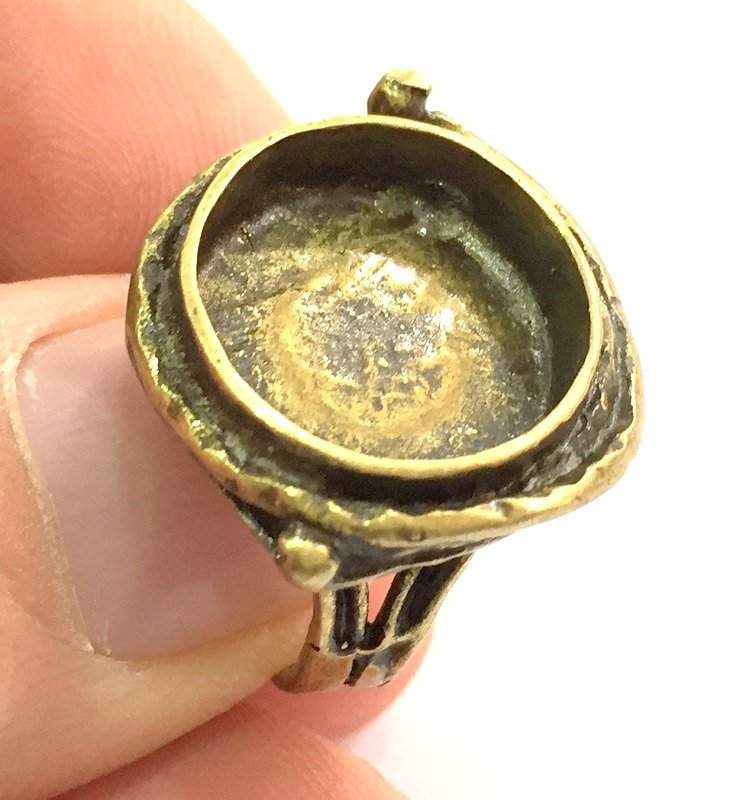 Adjustable Ring Blank, (16mm blank ) Antique Bronze Plated Brass G5515