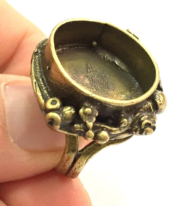 Adjustable Ring Blank, (20mm blank ) Antique Bronze Plated Brass G5528