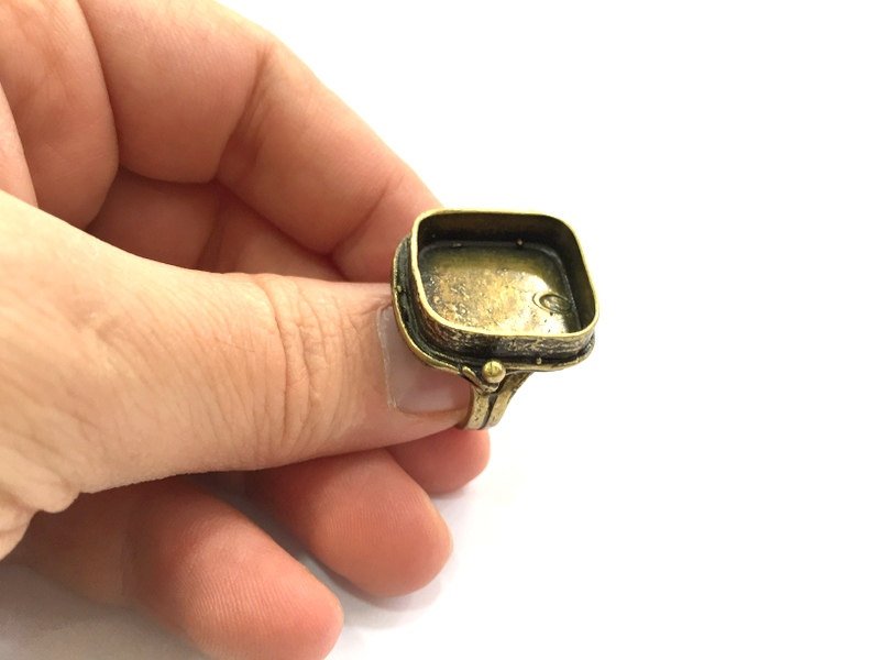 Adjustable Ring Blank, (20mm blank ) Antique Bronze Plated Brass G5537