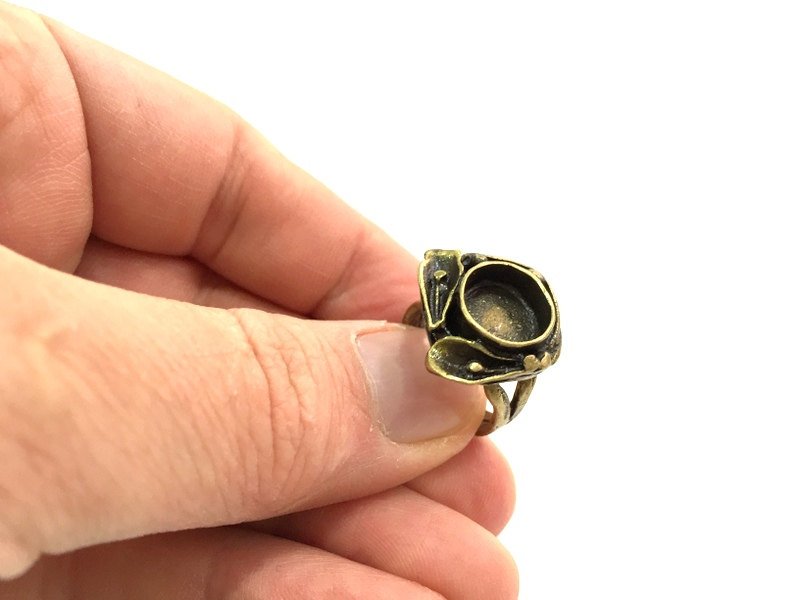 Adjustable Ring Blank, (10mm blank ) Antique Bronze Plated Brass G5564