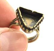 Adjustable Ring Blank, (15x15x15mm triangle blank ) Antique Bronze Plated Brass G5580