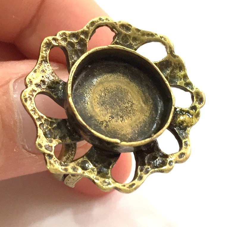 Adjustable Ring Blank, (16mm blank ) Antique Bronze Plated Brass G5601
