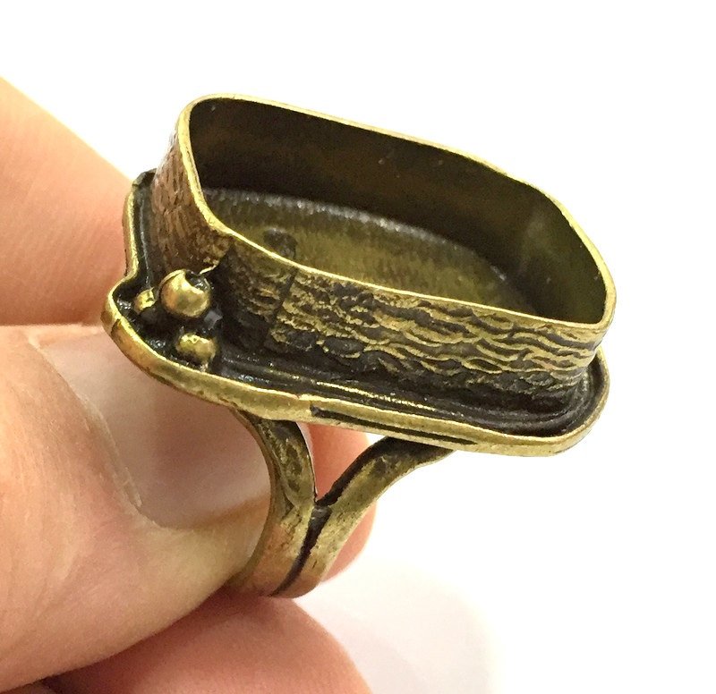 Adjustable Ring Blank, (25x18mm blank ) Antique Bronze Plated Brass G5620