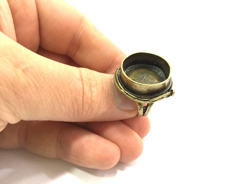 Adjustable Ring Blank, (20mm blank ) Antique Bronze Plated Brass G5628