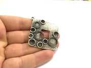 Antique Silver Pendants (60x55mm) Antique Silver Plated Metal  G5647