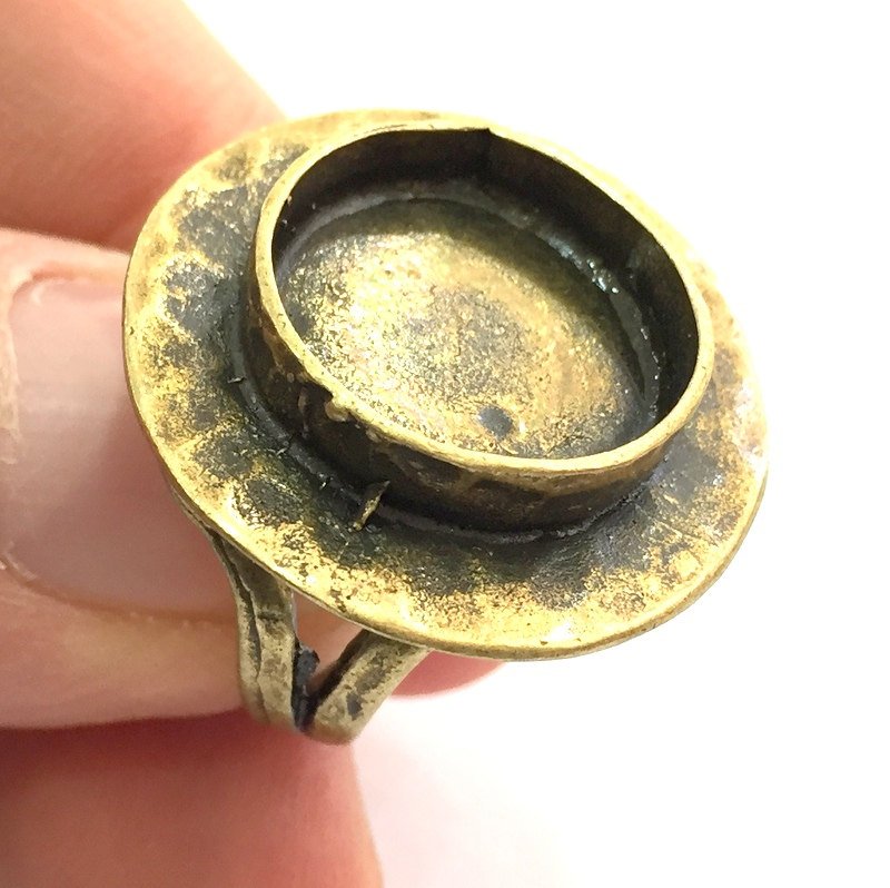 Adjustable Ring Blank, (16mm blank ) Antique Bronze Plated Brass G5700