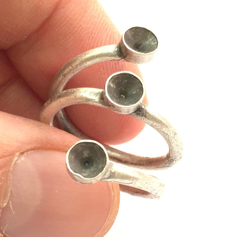 Adjustable Ring Blank, (5mm blank ) Antique Silver Plated Brass G5751