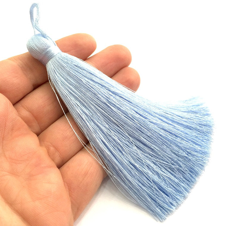 Periwinkle Tassel ,   Large Thick  113 mm - 4.4 inches   G5851
