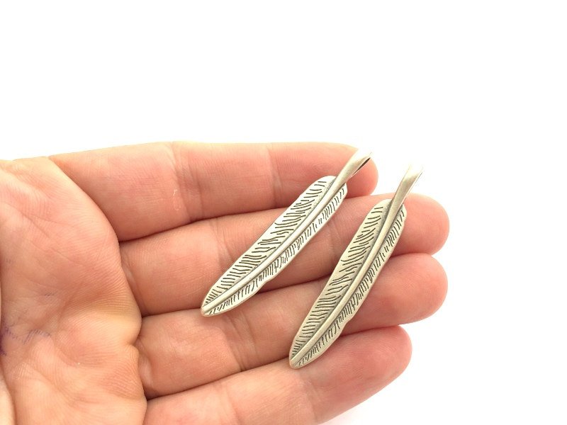 4 Pcs Antique Silver Feather Pendants (45x10mm) Antique Silver Plated Metal  G5871