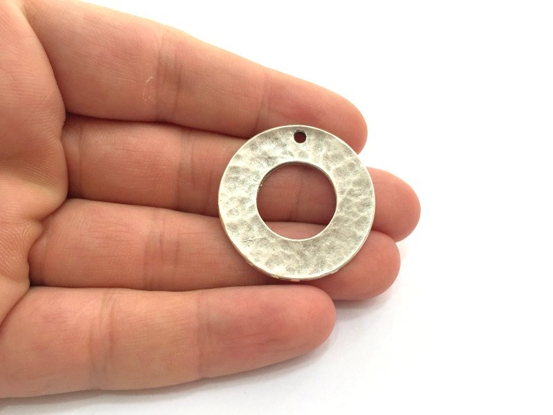 2 Antique Silver Round Pendants 2 Pcs (35mm) Antique Silver Plated Metal  G9779