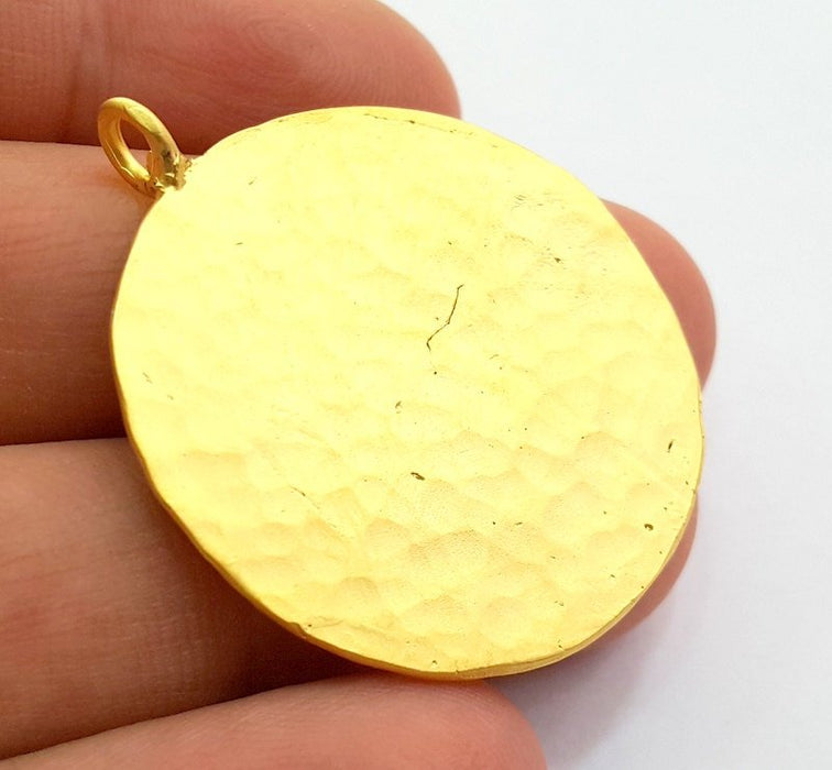 Hammered Round Pendant  (35mm)  Gold Plated Brass   G9215