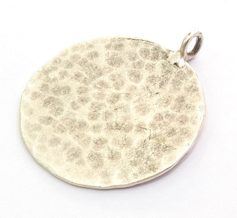 Hammered Round Pendant  (30mm)  Antique Silver Plated Brass   G9211