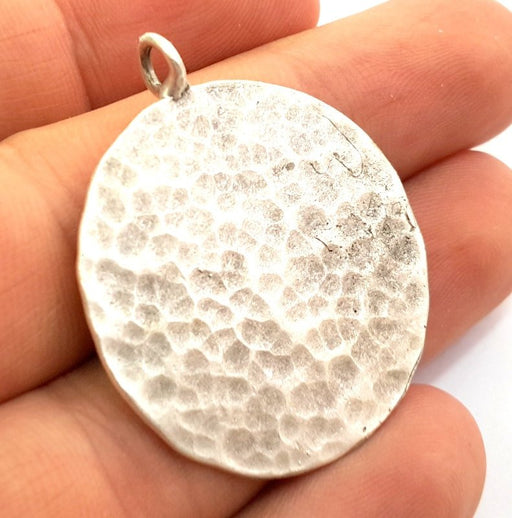 Silver Pendant Hammered Round Pendant  (35mm)  Antique Silver Plated Brass   G9214