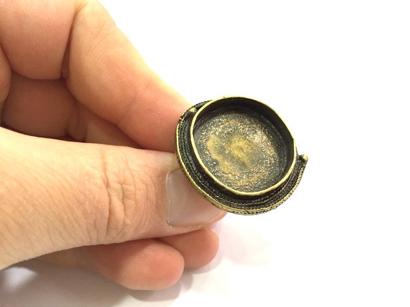 Adjustable Ring Blank, (20mm blank ) Antique Bronze Plated Brass G5627