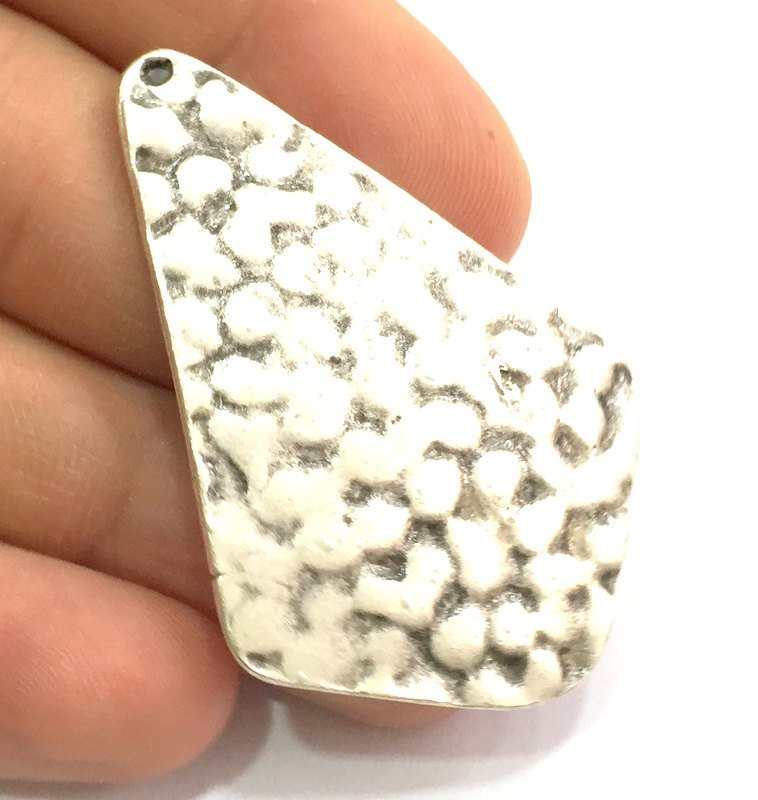 Antique Silver Pendants (55x46mm) Antique Silver Plated Metal  G9435