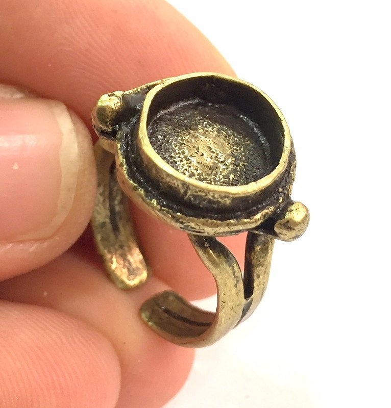 Adjustable Ring Blank, (10mm blank ) Antique Bronze Plated Brass G6505