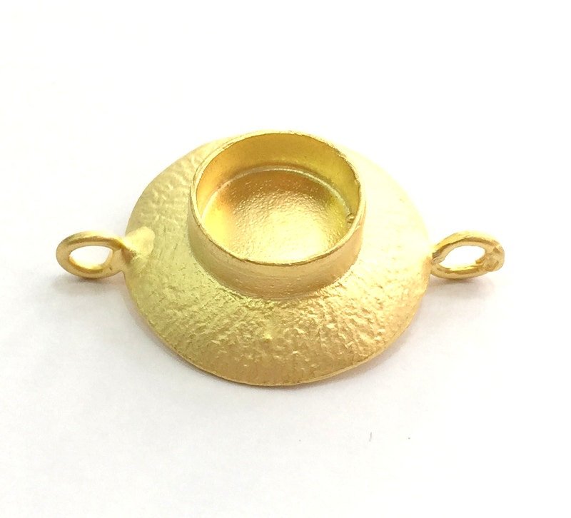 Gold Plated Brass Blanks ,   Mountings   (10mm blank) G5742