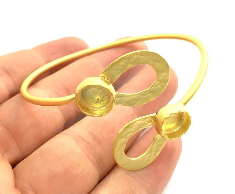 Gold Bracelet Blank Adjustable (10mm  Blank) Gold Plated Brass G5801