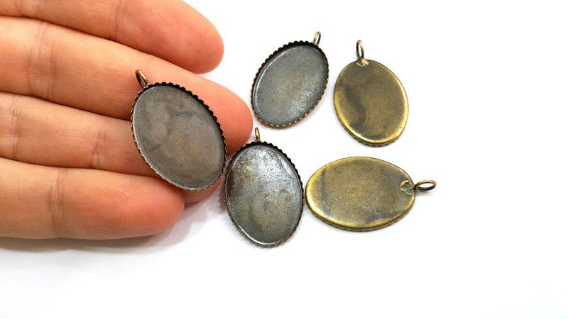 5 Pcs. Antique Bronze Plated Brass  Mountings , Blanks (25x18 mm blank) G5819
