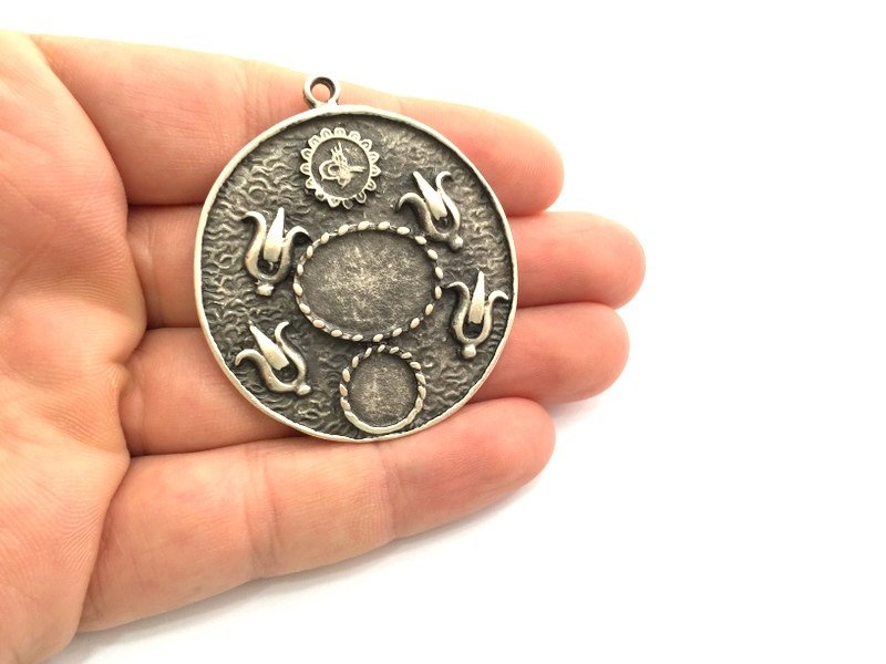 Antique Silver Plated Blank , Mountings  (20x15mm and 10mm Blank)  G5977