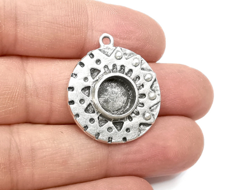 Unique Charms Pendant Bezel, Resin Blank, inlay Mountings, Mosaic Frame, Cabochon Bases Flower Settings Antique Silver (10mm) G29352