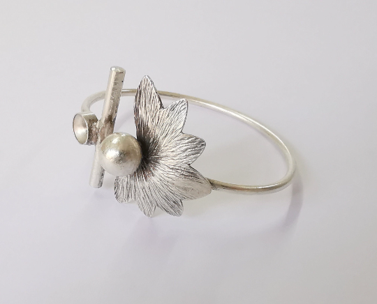 Flowers ball bracelet brass cuff blank bezel Glass cabochon base Adjustable antique silver(8mm ) G24450