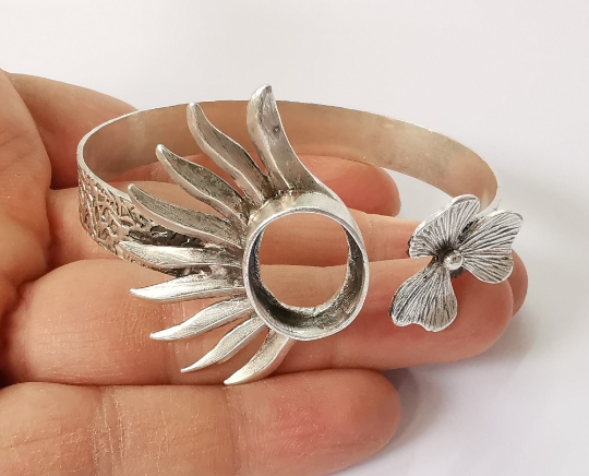 Flower bracelet brass cuff blank bezel Glass cabochon base Adjustable antique silver (20x15mm ) G24467