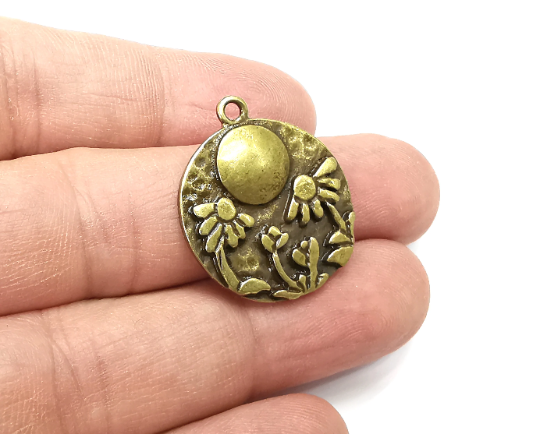 Daisy Flower Leaf Charms, Moon Hammered Disc Pendant Antique Bronze Plated (28x24mm) G29362