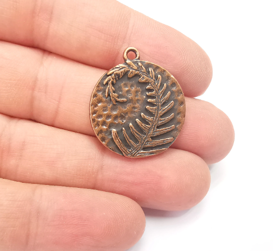 Fern Leaf Charms Hammered Disc Pendant Antique Copper Plated (28x24mm) G28278