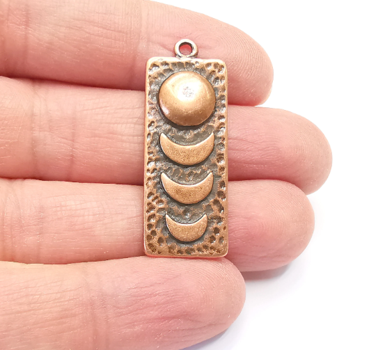 Moon Hammered Charms State of The Moon Crescent Pendant Antique Copper Plated Charms (39x15mm) G28006