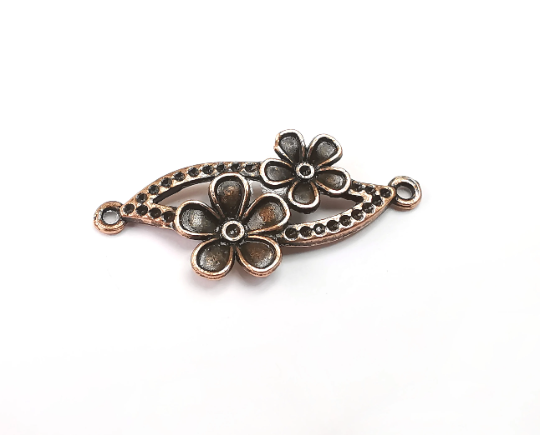 2 Flower Connector Charms, Dangle Pendant, Earring Charms, Jewelry Findings, Antique Copper Plated (36x17mm) G29561