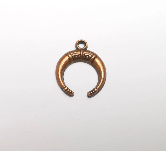 5 Crescent Charms Antique Copper Plated Moon Charms (18x14mm) G29372