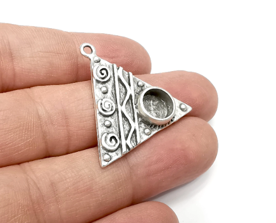 Unique Charms Pendant Bezel, Resin Blank, inlay Mountings, Mosaic Frame, Cabochon Bases Flower Settings Antique Silver (8mm) G29351