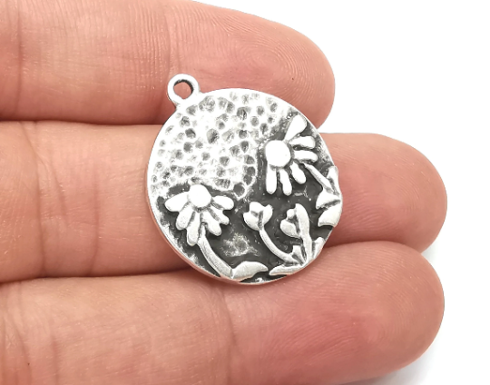 Flowers Charms Antique Silver Plated Hammered Charms (28x24mm) G28465