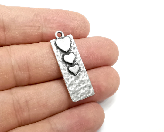 Heart Charms Hammered Rectangle Pendant Antique Silver Plated (34x12mm) G28488