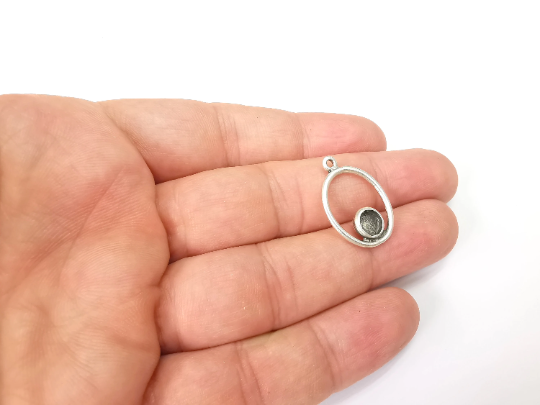 4 Silver Pendant Bezel, Resin Blank, inlay Mounting, Mosaic Frame Cabochon Base Dry Flower Setting, Antique Silver Plated 6mm bezel G28940