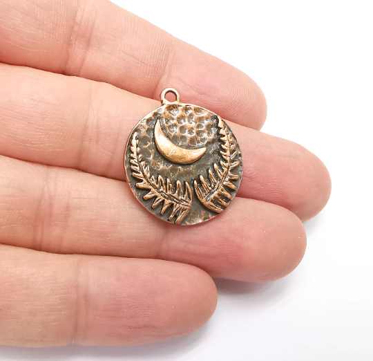 Crescent and Fern Leaf Charms Hammered Disc Pendant Antique Copper Plated (28x24mm) G29305