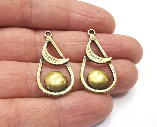 Drop Crescent Full Moon Charms Sky Pendant Antique Bronze Plated Charms (34x17mm) G28023