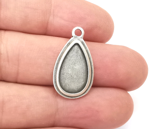 Teardrop Charm Bezel, Resin Blank, Mosaic Pendant Frame, Cabochon Base,Dry Flower Setting,Antique Silver Plated (18x10mm) G28737