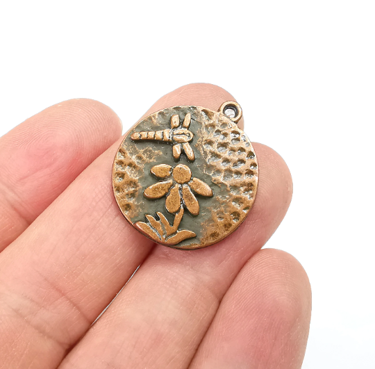 Dragonfly Daisy Flower Leaf Charms Hammered Disc Pendant Antique Copper Plated (28x25mm) G29596