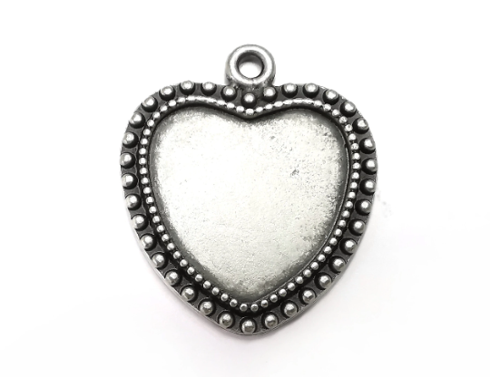 Heart Pendant Bezel, Resin Blank, inlay Mountings, Mosaic Frame, Cabochon Bases, Dry Flower Settings, Antique Silver Plated (25x23mm) G28793