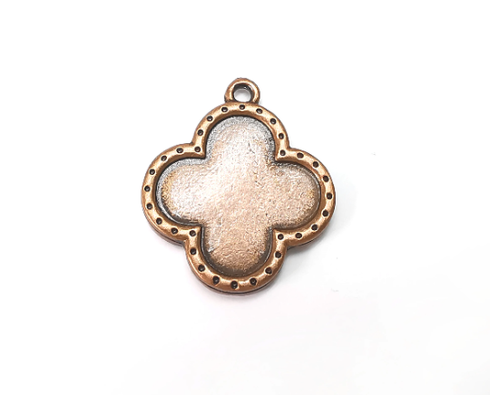 Clover Pendant Bezels (Double Side Blank) Resin Blank, inlay Mountings, Mosaic Frame, Cabochon Bases, Antique Copper Plated (20mm) G28965