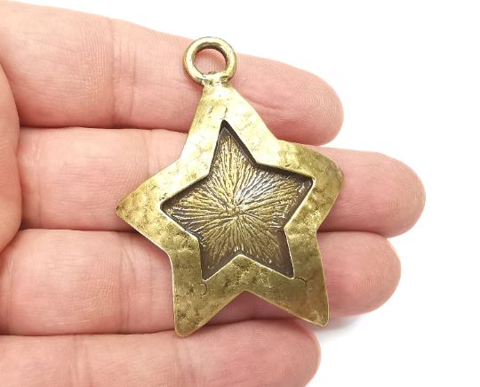 Star Charms, Falling Star Charm, Antique Bronze Plated Night Sky Charms (56x43mm) G28956