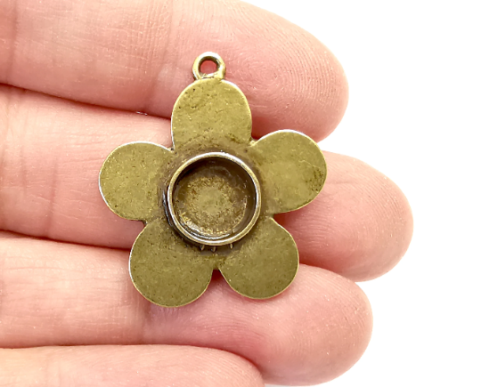 Flower Charms Blank Bezel Resin Bezel Mosaic Mountings Antique Bronze Plated Charms (32x29mm) (10 mm Bezel Inner Size) G28035