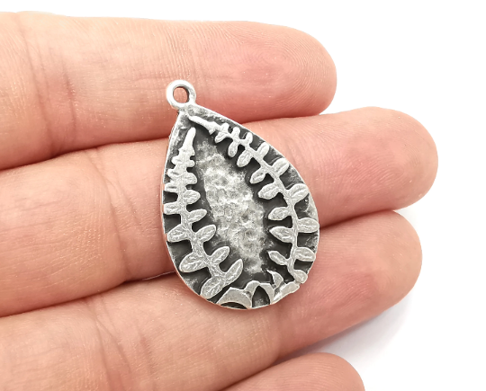 Fern Leaf Charms Antique Silver Plated Drop Charms (34x23mm) G28476