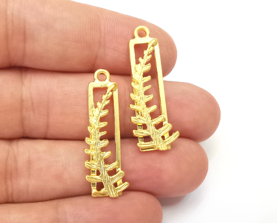 Fern Leaf Charms Frame Pendant Gold Plated (34x12mm) G28274