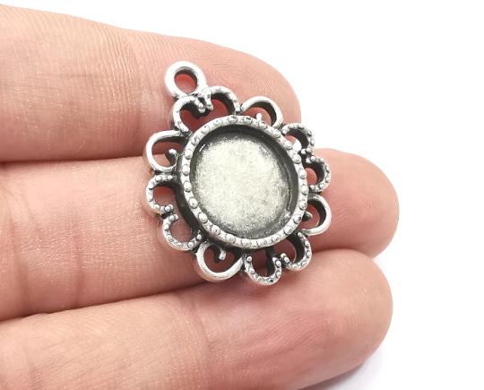 Flower Pendant Bezel, Resin Blank, inlay Mountings, Mosaic Frame, Cabochon Bases, Dry Flower Settings, Antique Silver Plated (14mm) G28799
